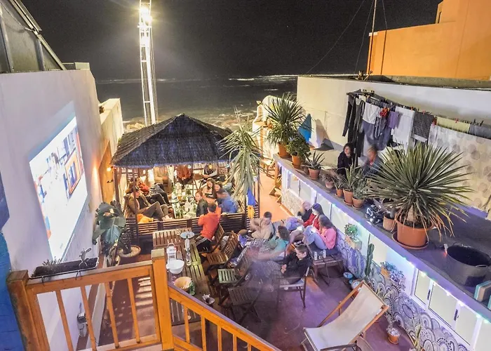 La Ventana Azul Хостел *